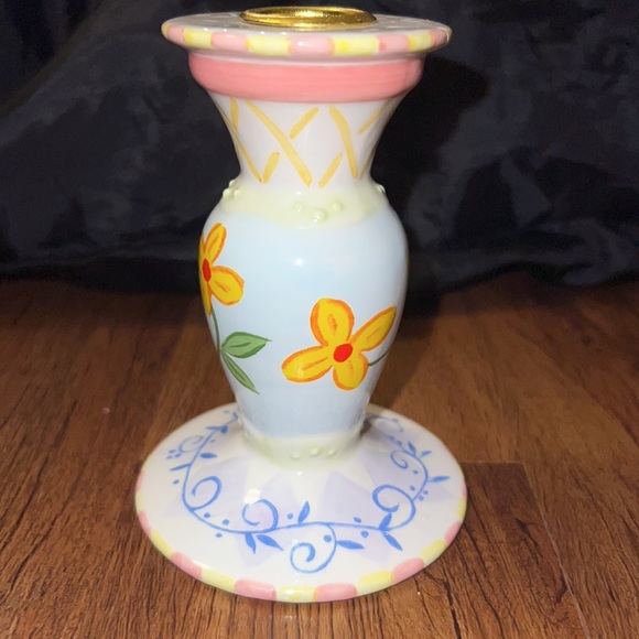 Avon 2004 Beautiful Blossoms Candleholder. Use with tapered candle. NIB. 5" x 3" - Picture 5 of 6